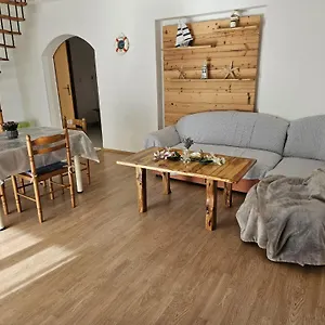 https://pljesa-apartments.primorje-gorskikotar.com